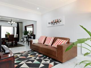 The Royal Manor - 2