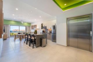 New Luxurious Oceanfront 2 Bedroom Condo with Stunning Views - Ensenada Blanca - 0