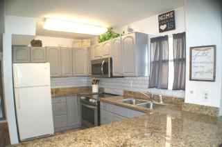 GV313 LUXURIOUS CONDO 3 min walk to beach, next Beach Park Isla Blanca - 8