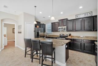 Last Minute Disney Getaway! Private Pool, Hot Tub & Games Room. Book Now! #97161 - Kissimmee - 6