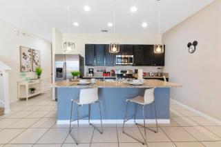 Last Minute Disney Getaway! Private Pool, Hot Tub & Games Room. Book Now! #93975 - Davenport - 1