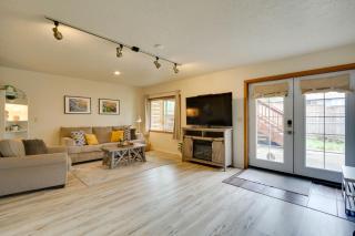 Pad 9 Mi to Holiday Lights and Downtown Portland - 3