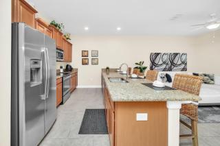 Last Minute Disney Getaway! Private Pool, Hot Tub & Games Room. Book Now! #92399 - Kissimmee - 3