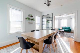 Davis SQ 4BD/Free Parking/7 Min to Harvard & MIT - Somerville - 8