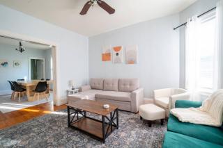 Davis SQ 4BD/Free Parking/7 Min to Harvard & MIT - Somerville - 6
