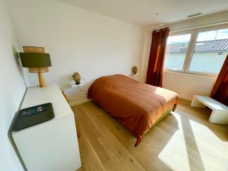Villa Cosy - 5 Chambres 4 Salle de bains Piscine - Genay - 2