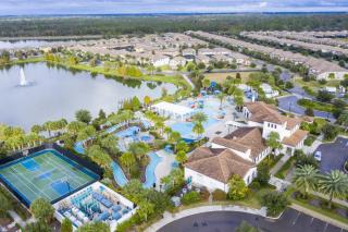 Last Minute Disney Getaway! Private Pool, Hot Tub & Games Room. Book Now! #43273 - Kissimmee - 3