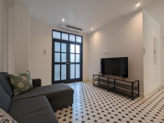 Modern Lofts in Plaza De La Independencia - 4