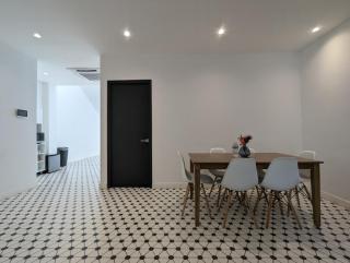 Modern Lofts in Plaza De La Independencia - 2