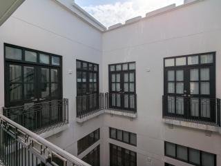 Modern Lofts in Plaza De La Independencia - 2