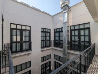 Modern Lofts in Plaza De La Independencia - 9