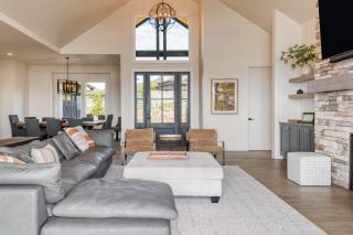 Pioneer by AvantStay Magnificent Home Located In The Brasada Ranch Community - Powell Butte - 4