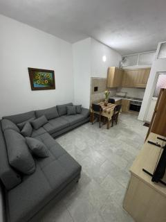 Taku Home - Durazzo - 2