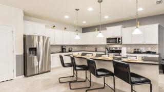Last Minute Disney Getaway! Private Pool, Hot Tub & Games Room. Book Now! #56577 - Kissimmee - 3
