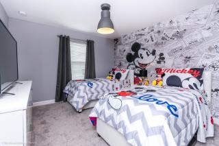 Last Minute Disney Getaway! Private Pool, Hot Tub & Games Room. Book Now! #16316 - Davenport - 0