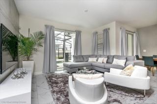 Last Minute Disney Getaway! Private Pool, Hot Tub & Games Room. Book Now! #16316 - Davenport - 2