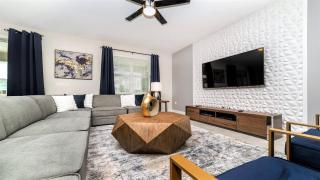 Last Minute Disney Getaway! Private Pool, Hot Tub & Games Room. Book Now! #56447 - Kissimmee - 5