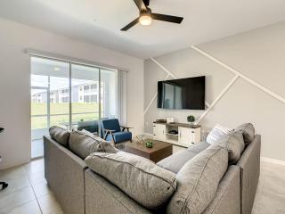 Last Minute Disney Getaway! Private Pool, Hot Tub & Games Room. Book Now! #88045 - Kissimmee - 5