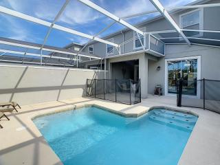 Last Minute Disney Getaway! Private Pool, Hot Tub & Games Room. Book Now! #87977 - Kissimmee - 0