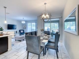 Last Minute Disney Getaway! Private Pool, Hot Tub & Games Room. Book Now! #87977 - Kissimmee - 5