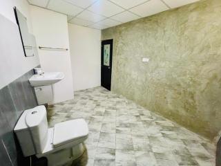 Relish Tourist Hostel - Nikawatawana - 7
