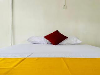 Relish Tourist Hostel - Nikawatawana - 2