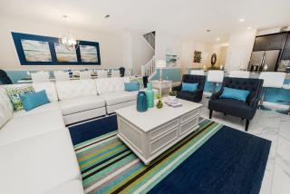 Last Minute Disney Getaway! Private Pool, Hot Tub & Games Room. Book Now! #49389 - Davenport - 0