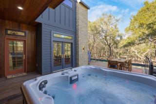 Maverick by AvantStay Pool Hot Tub Game Room - Driftwood - 5