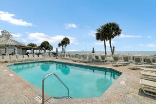 109 Grand Pavilion by AvantStay Beachfront Views - Isle of Palms - 9