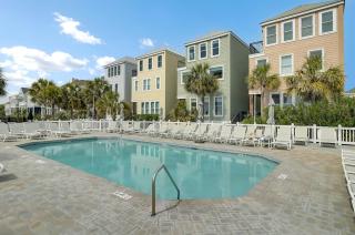 109 Grand Pavilion by AvantStay Beachfront Views - Isle of Palms - 4