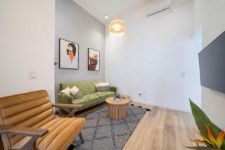 The Grove Hideaway Central 2BR Retreat - Budapest - 8
