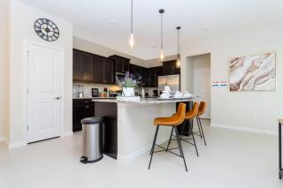 Last Minute Disney Getaway! Private Pool, Hot Tub & Games Room. Book Now! #60489 - Davenport - 2