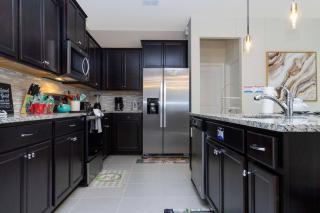 Last Minute Disney Getaway! Private Pool, Hot Tub & Games Room. Book Now! #60489 - Davenport - 1