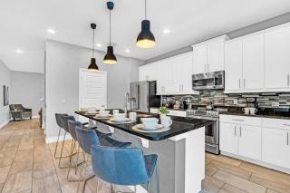 Last Minute Disney Getaway! Private Pool, Hot Tub & Games Room. Book Now! #40161 - Orlando - 5