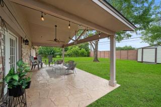 Cozy 3BR Near Sylvan Beach BBQ & Covered Patio - La Porte - 0