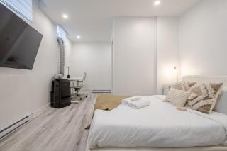 Delightful 2BR in Village Downtown - Montréal - 7