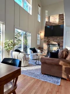 The Lookout at Loon Lake - Private 4Br3B Lakefront - 6