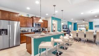 Last Minute Disney Getaway! Private Pool, Hot Tub & Games Room. Book Now! #56603 - Kissimmee - 4