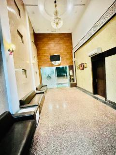 The Urban Stay - Near taj mahal - Free In House Parking - Free 5g internet - Agra - 4