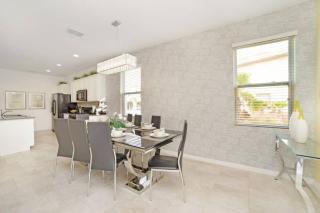Last Minute Disney Getaway! Private Pool, Hot Tub & Games Room. Book Now! #66491 - Davenport - 3
