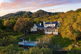 Chianti by AvantStay Stunning Secluded Ranch w Pickleball Court Barn - Cloverdale - 0