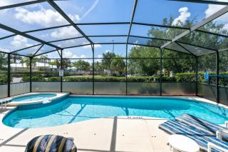 Last Minute Disney Getaway! Private Pool, Hot Tub & Games Room. Book Now! #43221 - Kissimmee - 0