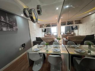 Vista Mar, 1 Dorm, Sacada com Jacuzzi , wi fi ,garagem, 5 hospedes, enfrente ao Mar - 7