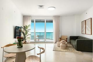 Panoramic Sea View High Rise Escape by Sea N Rent - Tel Aviv - 7