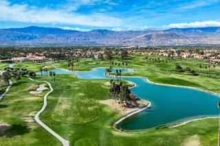 Desert Oasis w Hot Tub & Pool - Palm Desert - 7