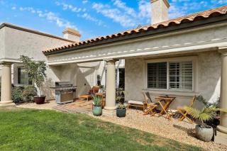 Desert Oasis w Hot Tub & Pool - Palm Desert - 2