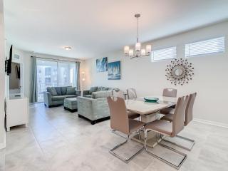 Last Minute Disney Getaway! Private Pool, Hot Tub & Games Room. Book Now! #72579 - Kissimmee - 5