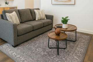 Stylish 4BR Stay-Prime Location - State rep - Chicago - 0