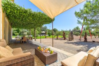 Villa Mas by Villa Plus - 1