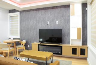 Brand-new 4 BR, family-friendly duplex is your home away from home in Vancouver! - Vancouver - 0
